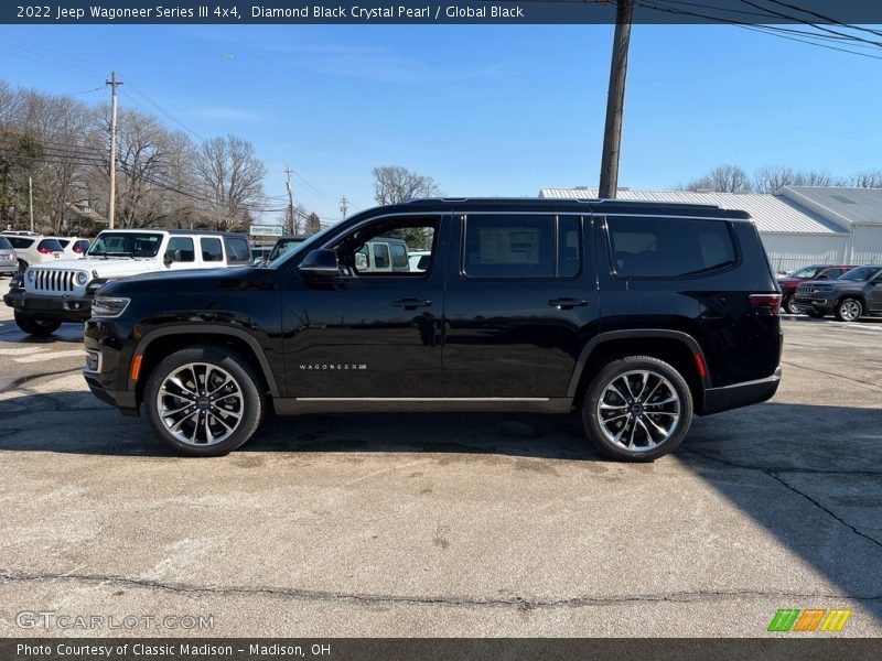  2022 Wagoneer Series III 4x4 Diamond Black Crystal Pearl