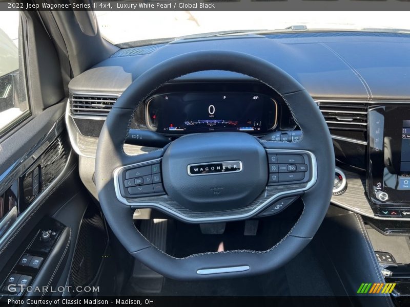 Luxury White Pearl / Global Black 2022 Jeep Wagoneer Series III 4x4