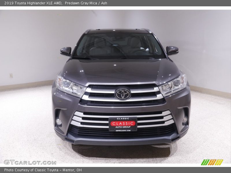 Predawn Gray Mica / Ash 2019 Toyota Highlander XLE AWD