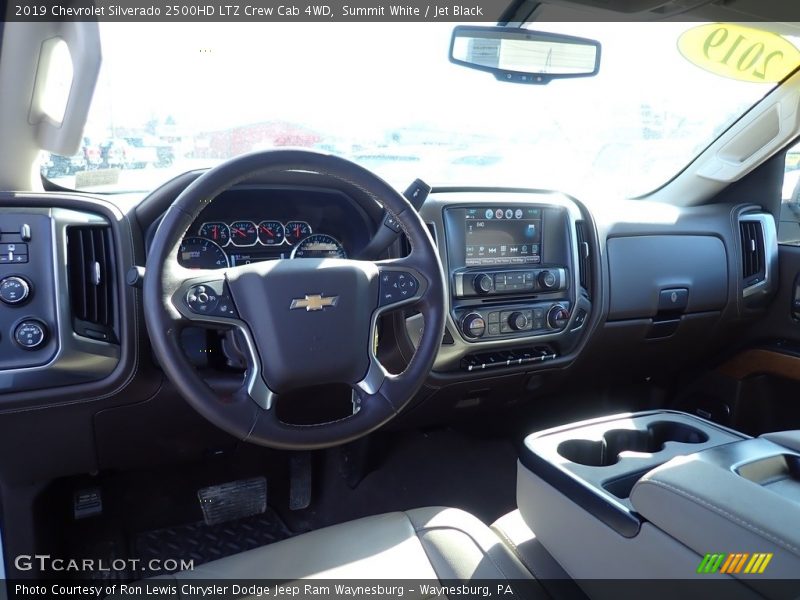 Summit White / Jet Black 2019 Chevrolet Silverado 2500HD LTZ Crew Cab 4WD