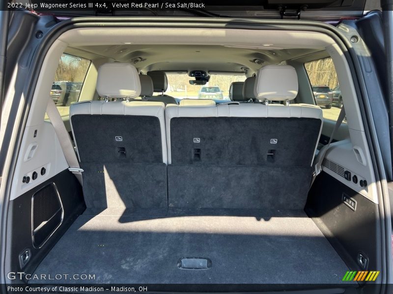  2022 Wagoneer Series III 4x4 Trunk