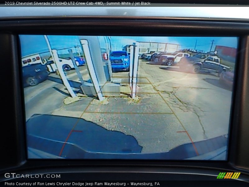 Summit White / Jet Black 2019 Chevrolet Silverado 2500HD LTZ Crew Cab 4WD