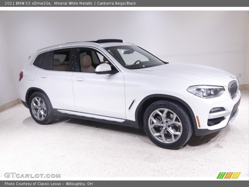  2021 X3 xDrive30e Mineral White Metallic