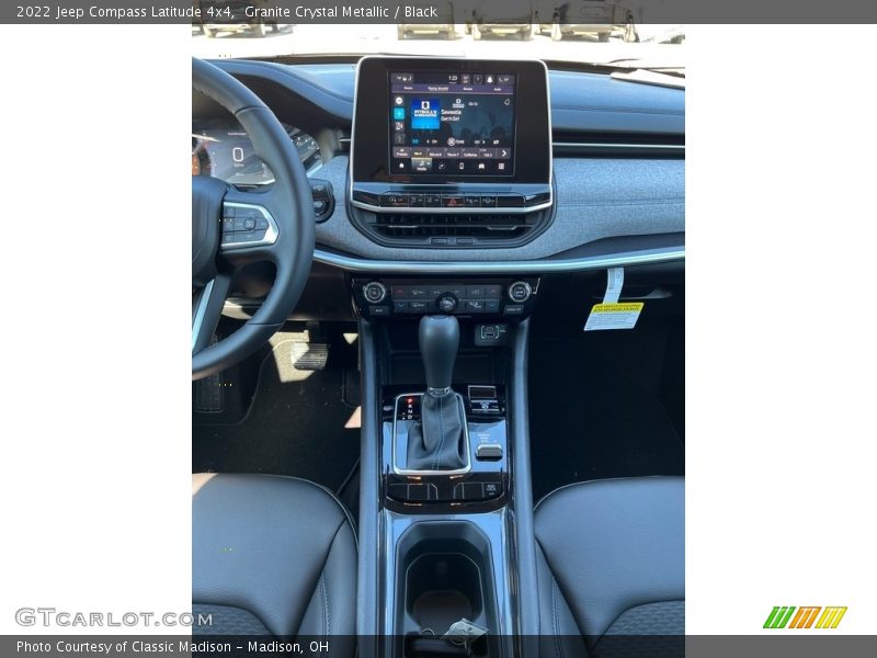 Granite Crystal Metallic / Black 2022 Jeep Compass Latitude 4x4