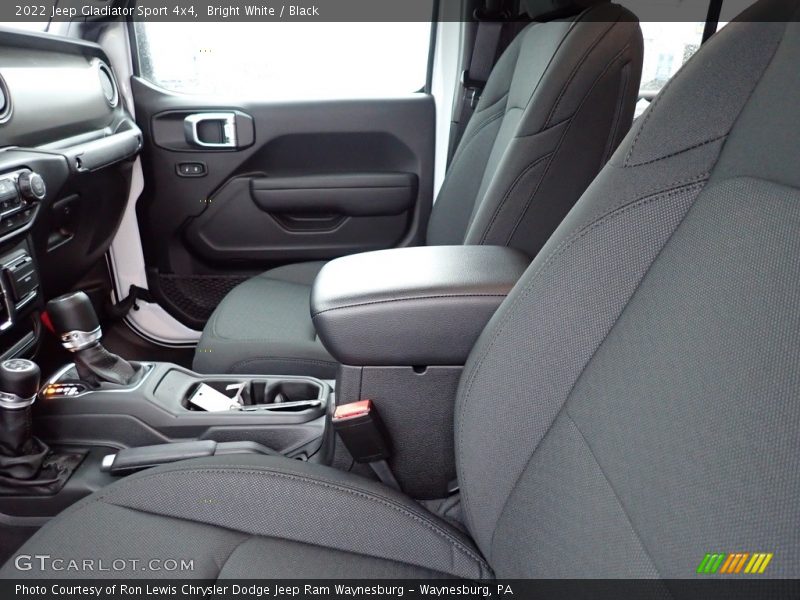 Bright White / Black 2022 Jeep Gladiator Sport 4x4