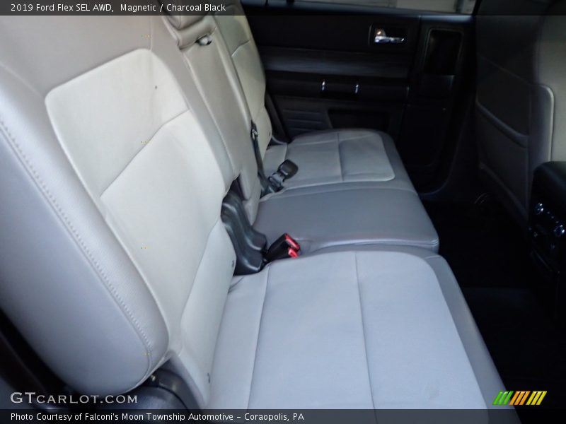 Magnetic / Charcoal Black 2019 Ford Flex SEL AWD