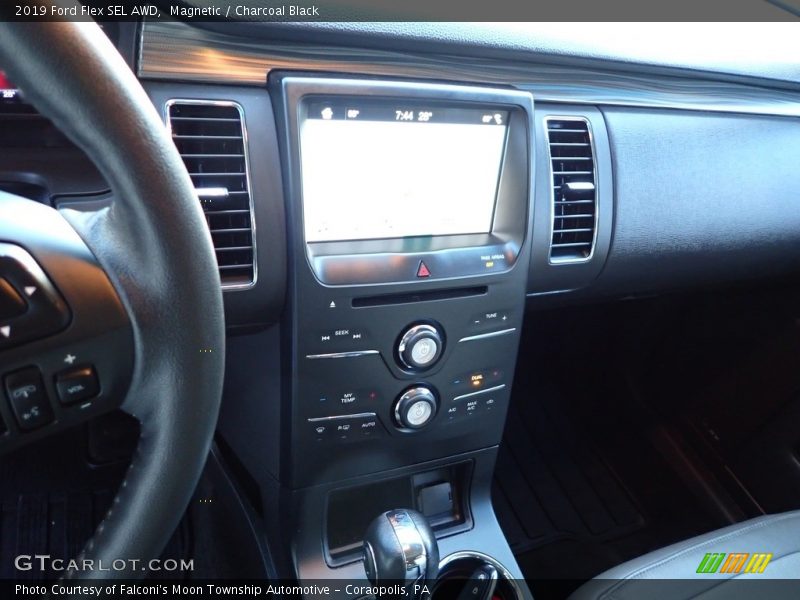 Magnetic / Charcoal Black 2019 Ford Flex SEL AWD