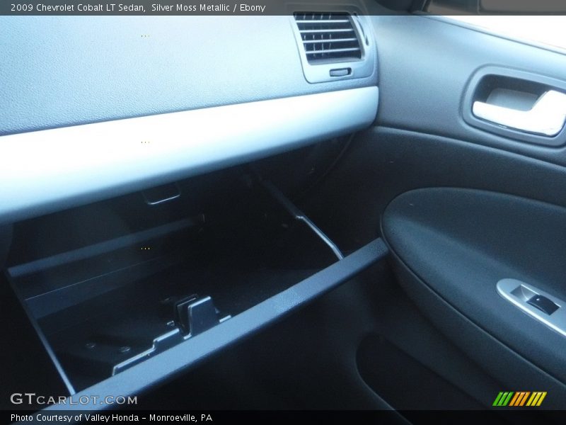 Silver Moss Metallic / Ebony 2009 Chevrolet Cobalt LT Sedan
