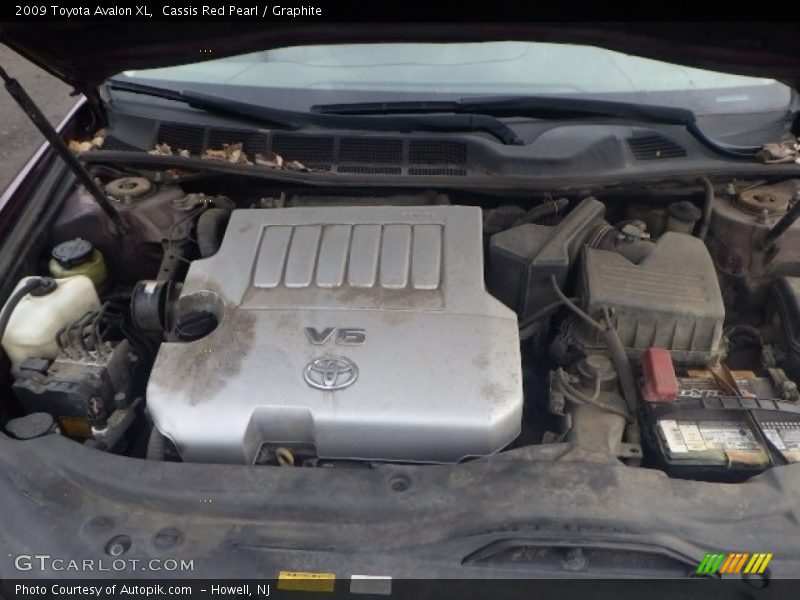 Cassis Red Pearl / Graphite 2009 Toyota Avalon XL