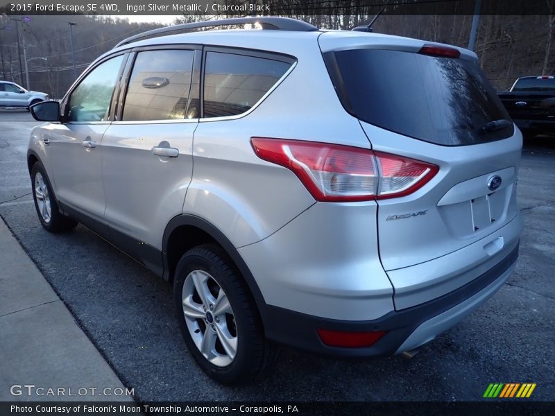Ingot Silver Metallic / Charcoal Black 2015 Ford Escape SE 4WD