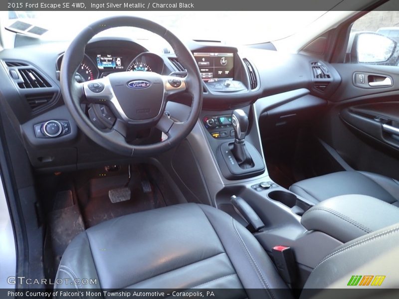 Ingot Silver Metallic / Charcoal Black 2015 Ford Escape SE 4WD