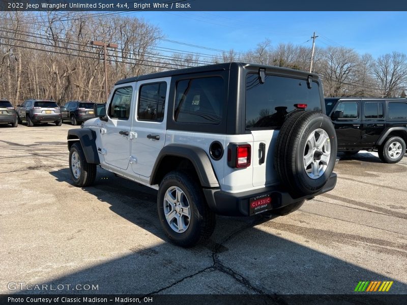 Bright White / Black 2022 Jeep Wrangler Unlimited Sport 4x4