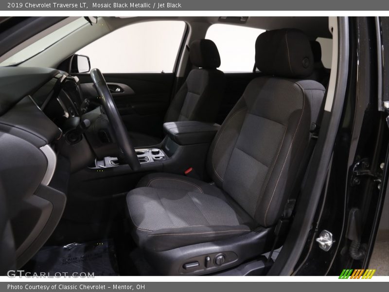 Mosaic Black Metallic / Jet Black 2019 Chevrolet Traverse LT