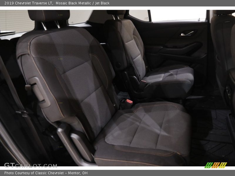 Mosaic Black Metallic / Jet Black 2019 Chevrolet Traverse LT