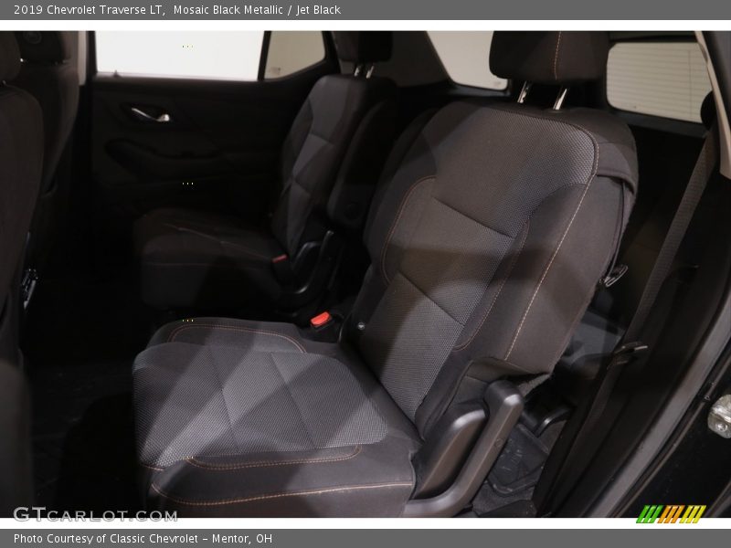 Mosaic Black Metallic / Jet Black 2019 Chevrolet Traverse LT