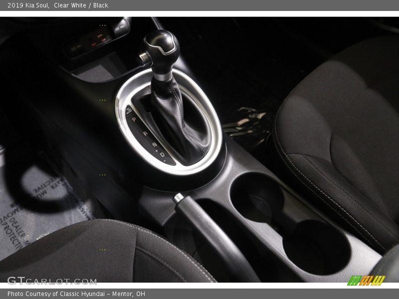 Clear White / Black 2019 Kia Soul