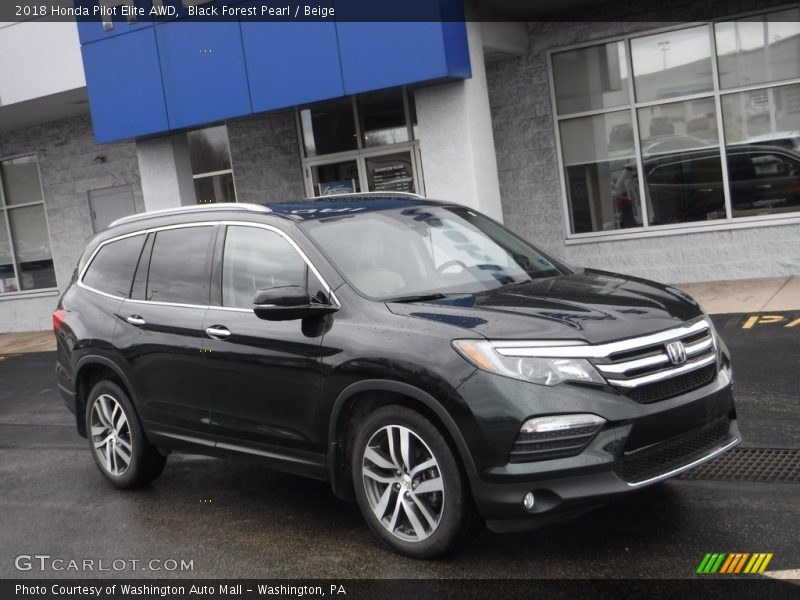 Front 3/4 View of 2018 Pilot Elite AWD