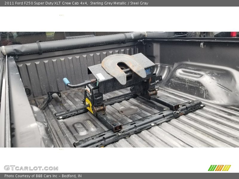 Sterling Grey Metallic / Steel Gray 2011 Ford F250 Super Duty XLT Crew Cab 4x4