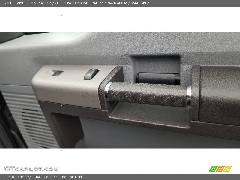 Sterling Grey Metallic / Steel Gray 2011 Ford F250 Super Duty XLT Crew Cab 4x4