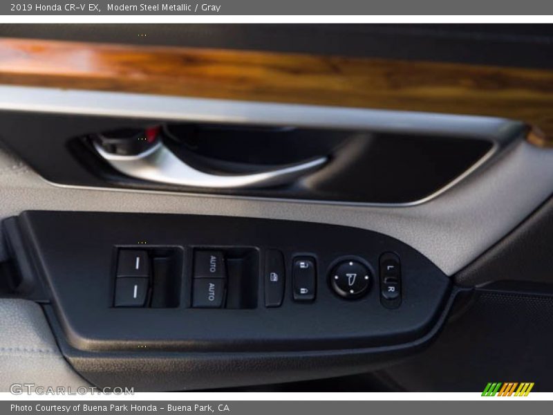 Modern Steel Metallic / Gray 2019 Honda CR-V EX