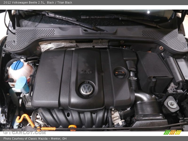 Black / Titan Black 2012 Volkswagen Beetle 2.5L