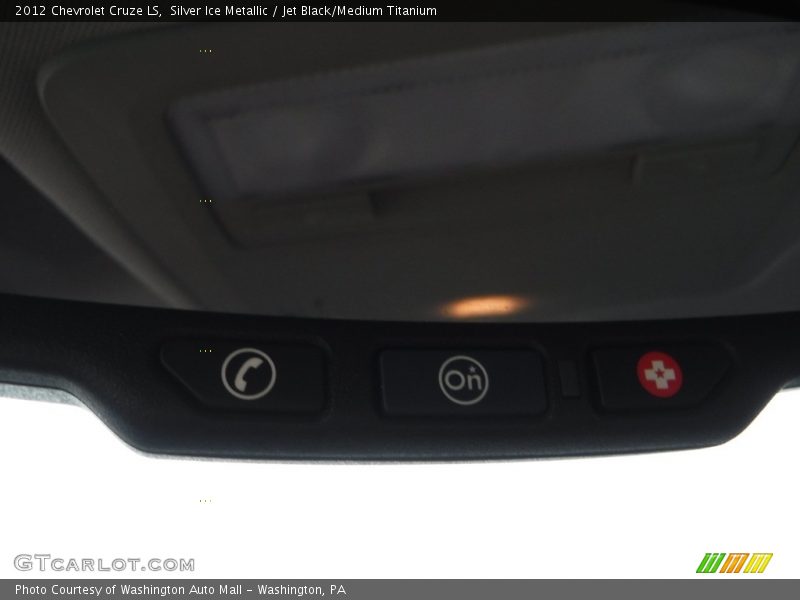 Silver Ice Metallic / Jet Black/Medium Titanium 2012 Chevrolet Cruze LS