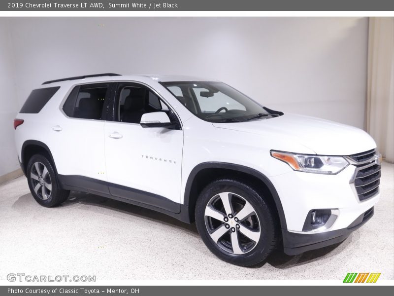 Summit White / Jet Black 2019 Chevrolet Traverse LT AWD