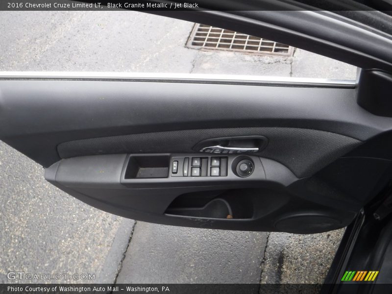 Black Granite Metallic / Jet Black 2016 Chevrolet Cruze Limited LT