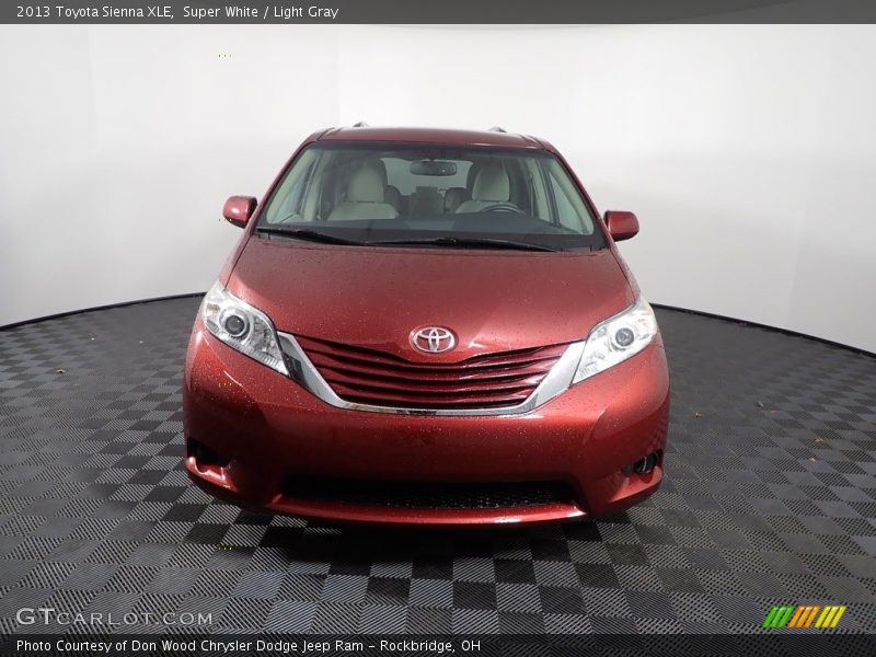 Super White / Light Gray 2013 Toyota Sienna XLE