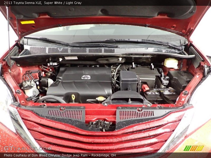 Super White / Light Gray 2013 Toyota Sienna XLE