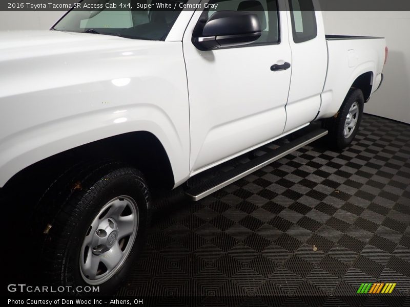 Super White / Cement Gray 2016 Toyota Tacoma SR Access Cab 4x4