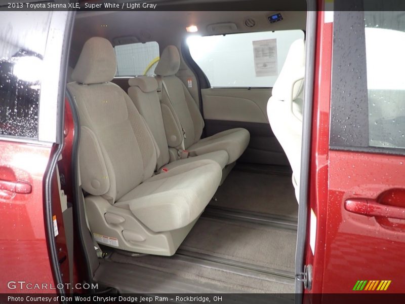 Super White / Light Gray 2013 Toyota Sienna XLE