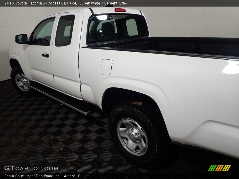 Super White / Cement Gray 2016 Toyota Tacoma SR Access Cab 4x4