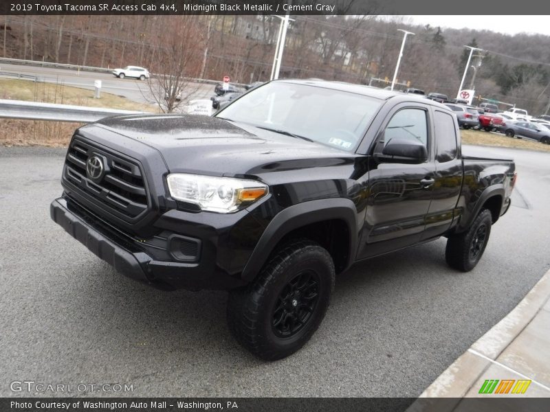 Midnight Black Metallic / Cement Gray 2019 Toyota Tacoma SR Access Cab 4x4