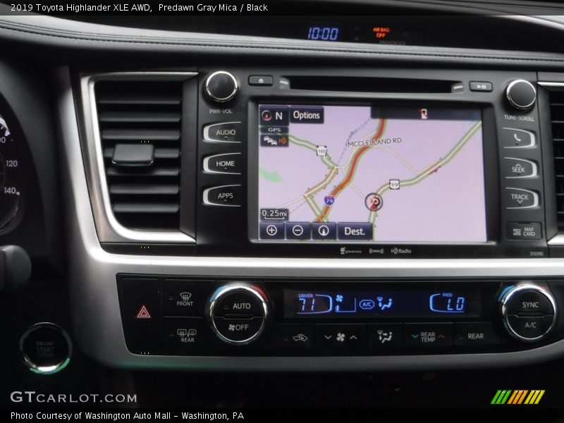 Predawn Gray Mica / Black 2019 Toyota Highlander XLE AWD