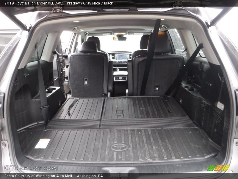 Predawn Gray Mica / Black 2019 Toyota Highlander XLE AWD