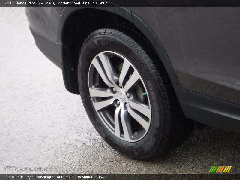 Modern Steel Metallic / Gray 2017 Honda Pilot EX-L AWD