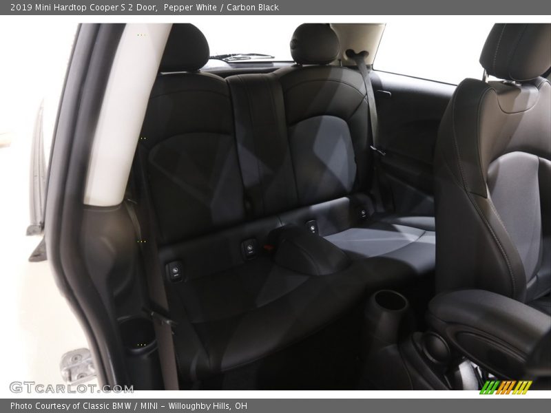 Pepper White / Carbon Black 2019 Mini Hardtop Cooper S 2 Door