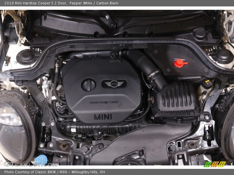Pepper White / Carbon Black 2019 Mini Hardtop Cooper S 2 Door