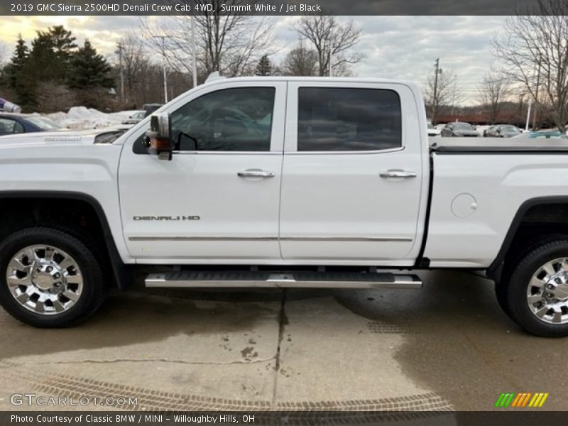 Summit White / Jet Black 2019 GMC Sierra 2500HD Denali Crew Cab 4WD