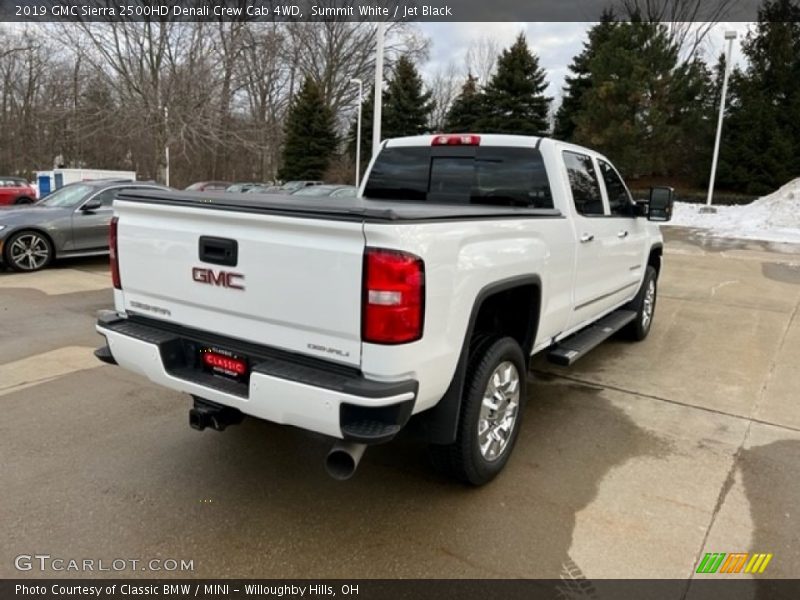 Summit White / Jet Black 2019 GMC Sierra 2500HD Denali Crew Cab 4WD