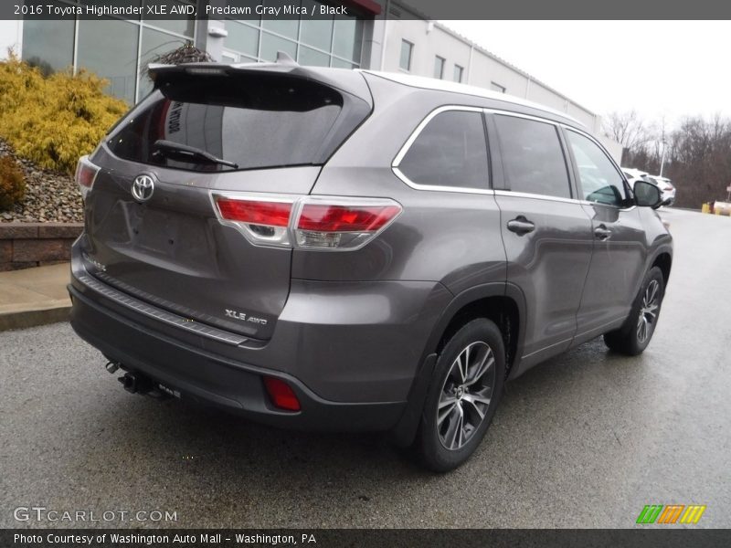Predawn Gray Mica / Black 2016 Toyota Highlander XLE AWD