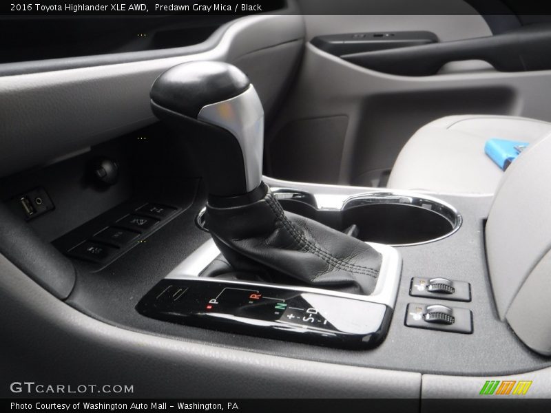 Predawn Gray Mica / Black 2016 Toyota Highlander XLE AWD