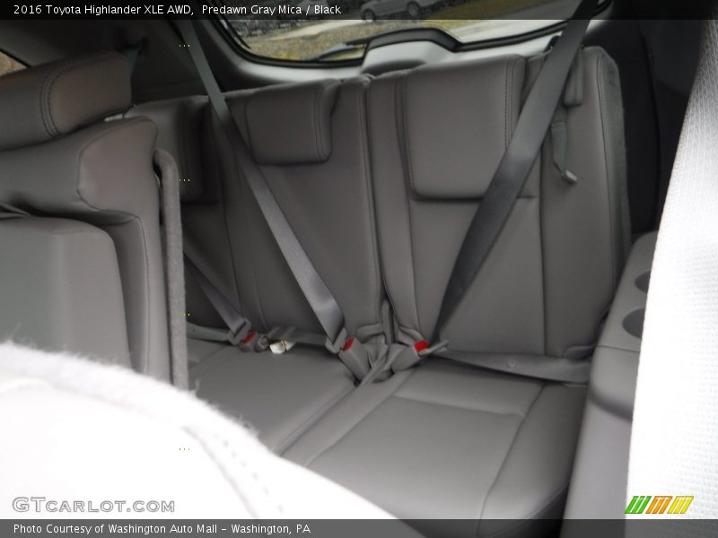 Predawn Gray Mica / Black 2016 Toyota Highlander XLE AWD
