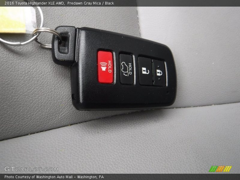 Predawn Gray Mica / Black 2016 Toyota Highlander XLE AWD