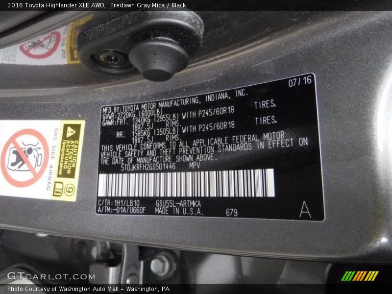 Predawn Gray Mica / Black 2016 Toyota Highlander XLE AWD