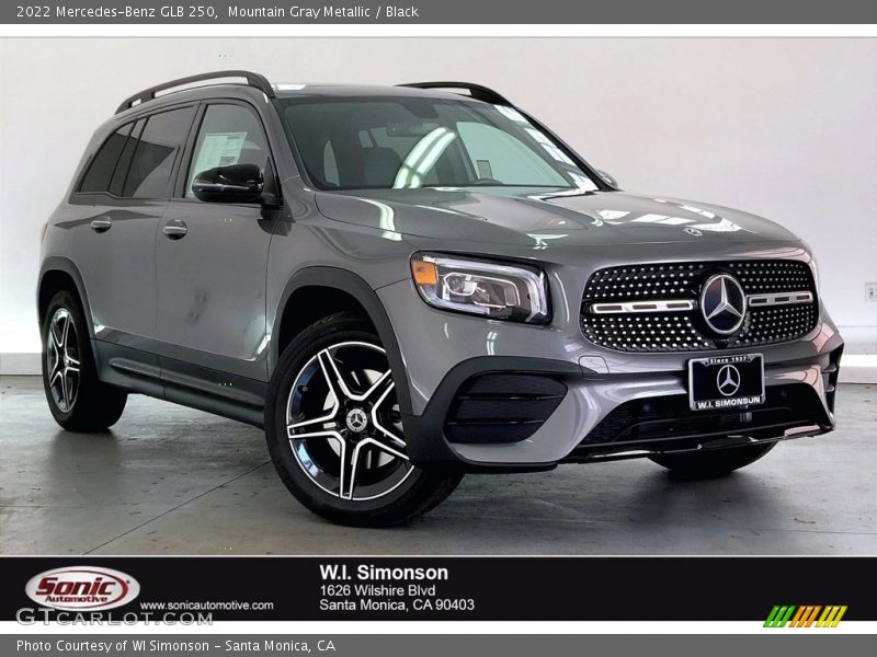 Mountain Gray Metallic / Black 2022 Mercedes-Benz GLB 250