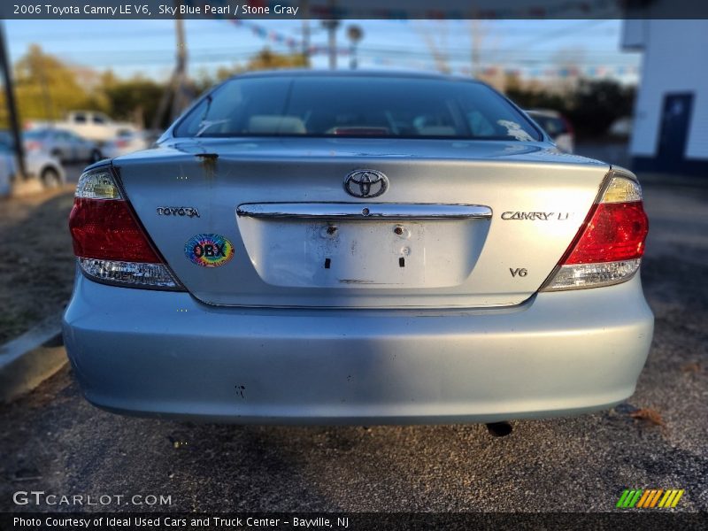 Sky Blue Pearl / Stone Gray 2006 Toyota Camry LE V6