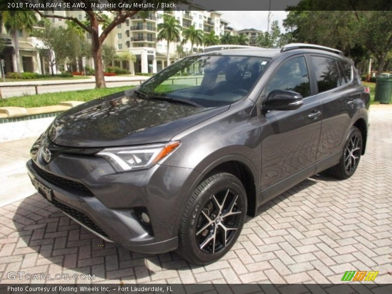 Magnetic Gray Metallic / Black 2018 Toyota RAV4 SE AWD