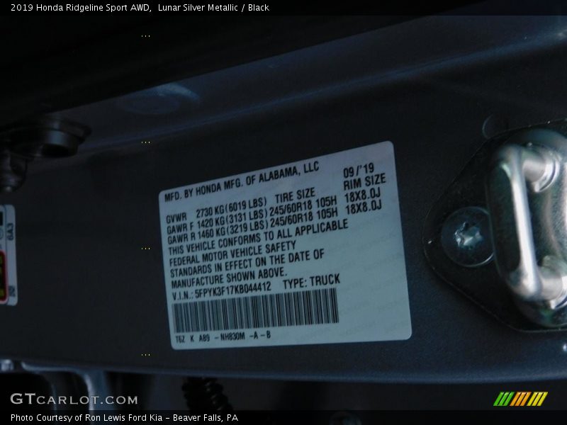Lunar Silver Metallic / Black 2019 Honda Ridgeline Sport AWD